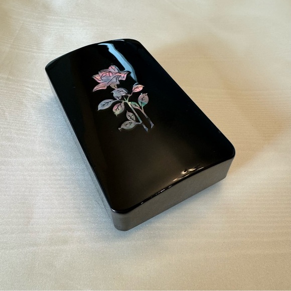 Vintage Black Lacquer Abalone Inlaid Lid Jewelry Trinket Box - Picture 6 of 15
